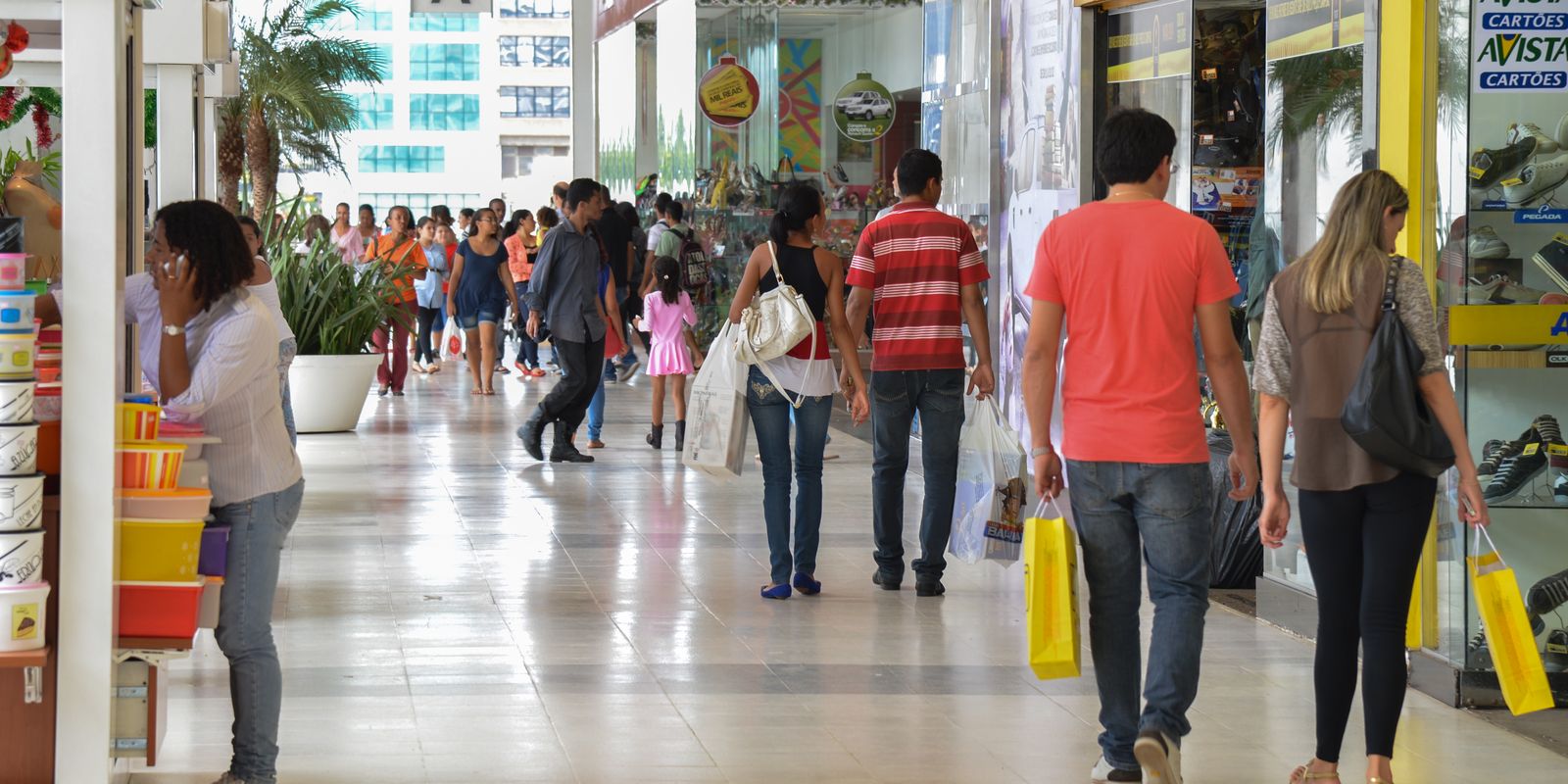 Dia das Mães deve movimentar quase R$ 38 bilhões no varejo