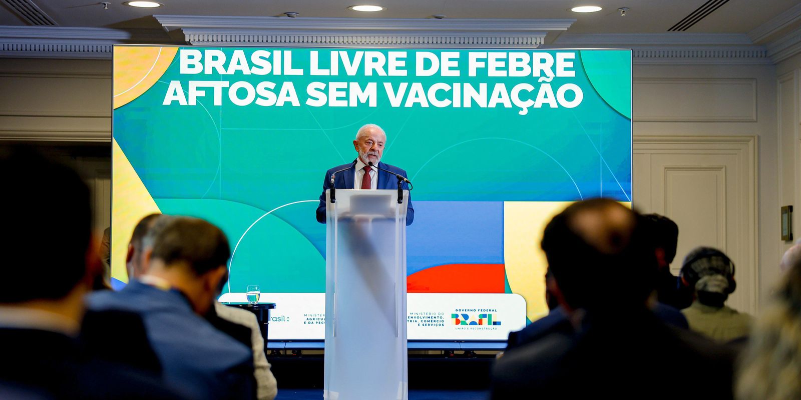 Lula recebe certificado de país livre da febre aftosa sem vacinação