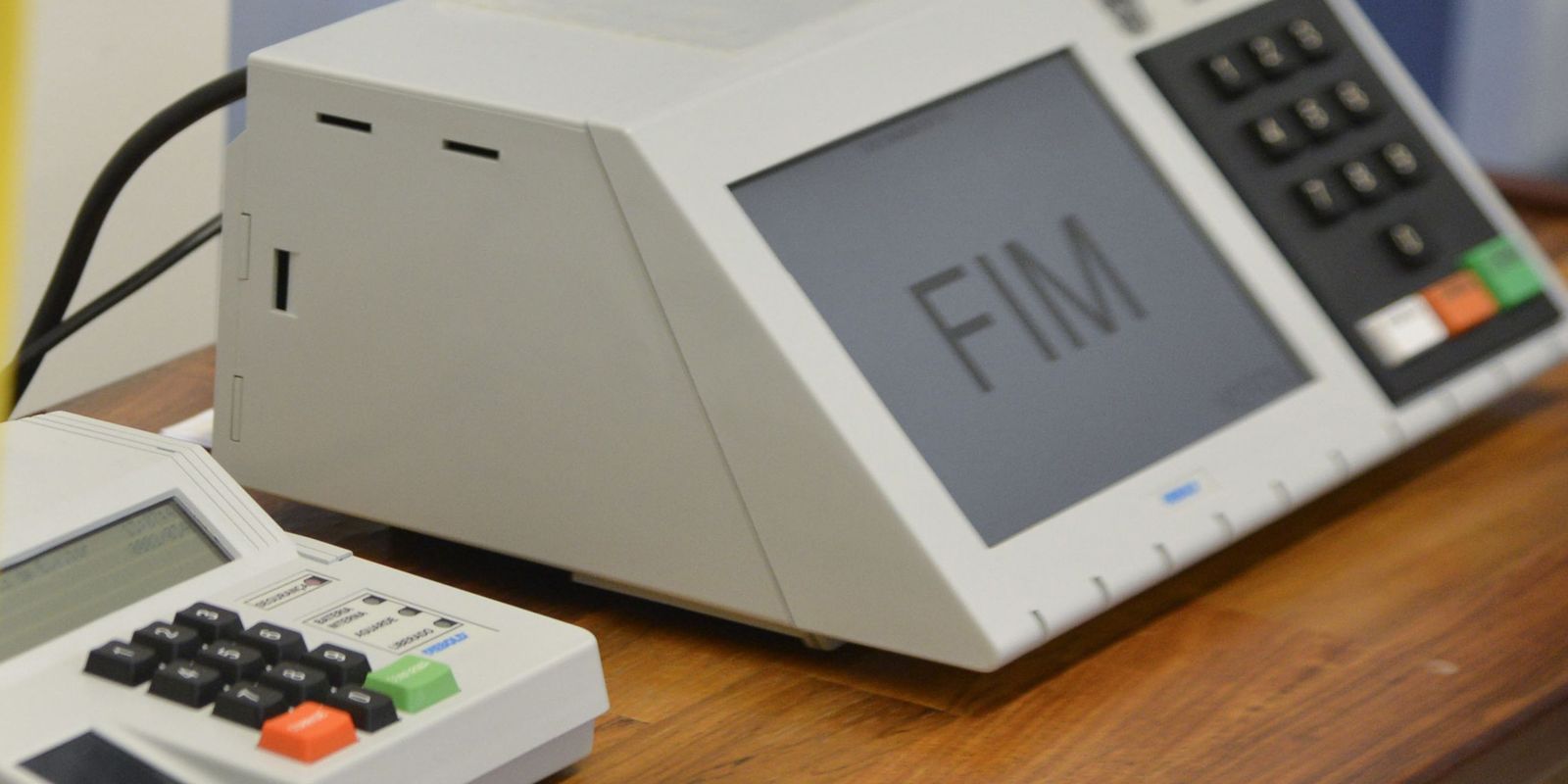 Urnas eletrônicas começam a ser enviadas para municípios em MG