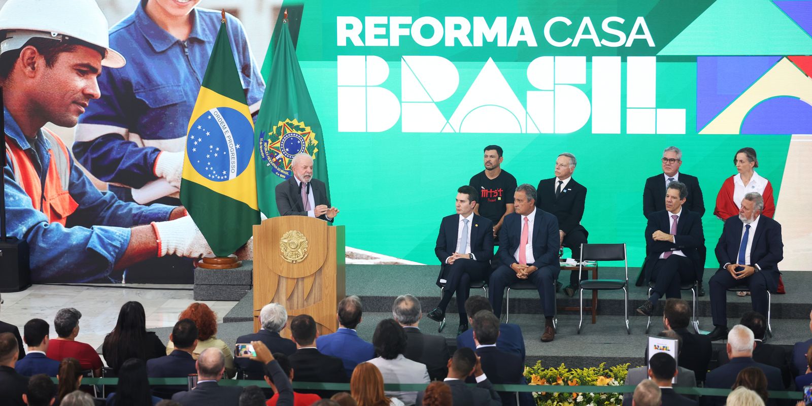 Presidente lança programa de crédito para reforma de residências