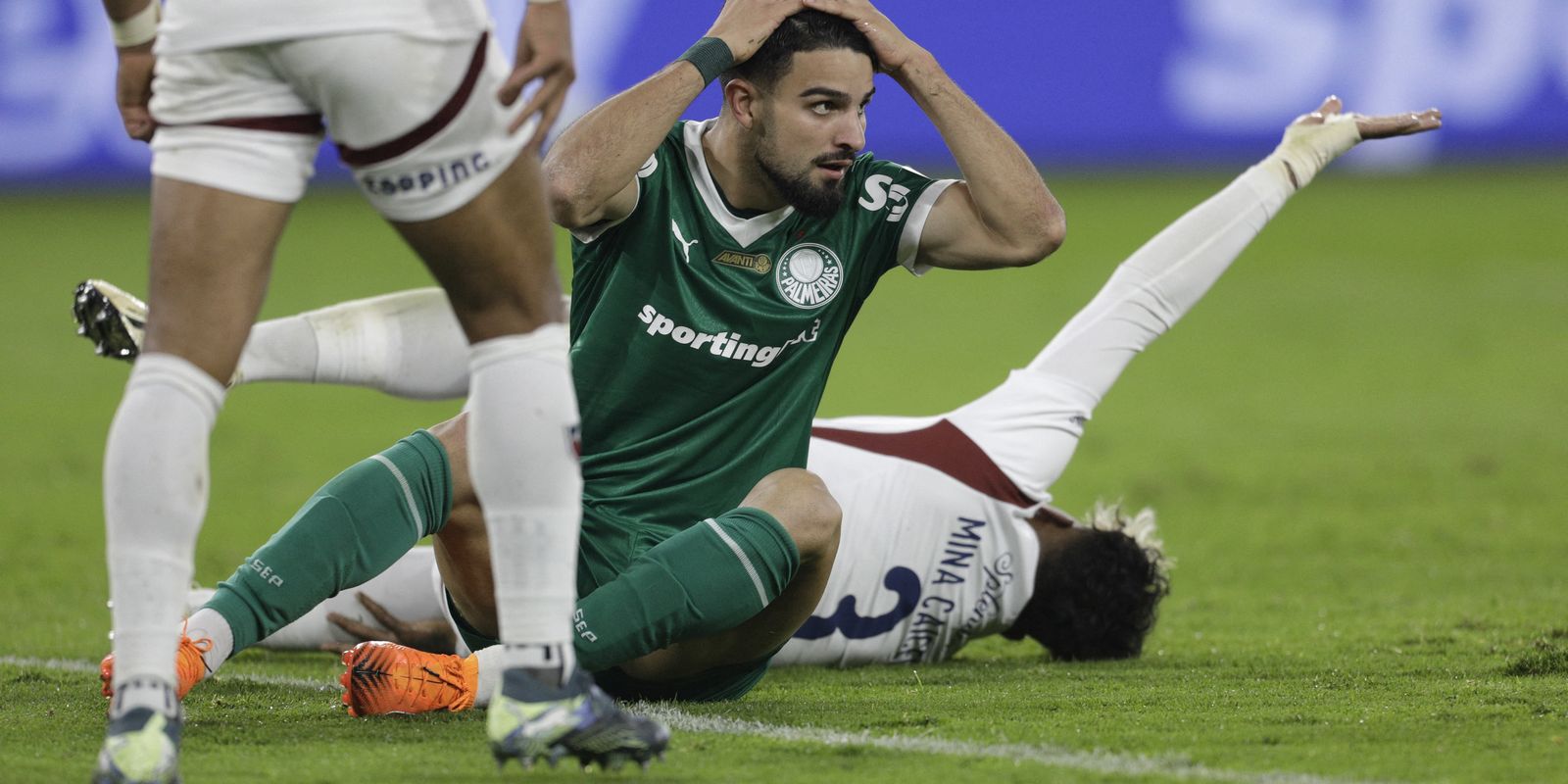 Palmeiras perde por 3 a 0 para LDU na ida da semifinal da Libertadores