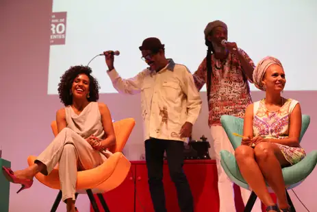 Wilson Dias/Agência Brasil Brasília - Jornalistas da EBC, Luciana Barreto e Juliana Cézar Nunes participam de debate sobre a atual estrutura do sistema de comunicação brasileiro, no Festival Latinidades (Wilson Dias/Agência Brasil)