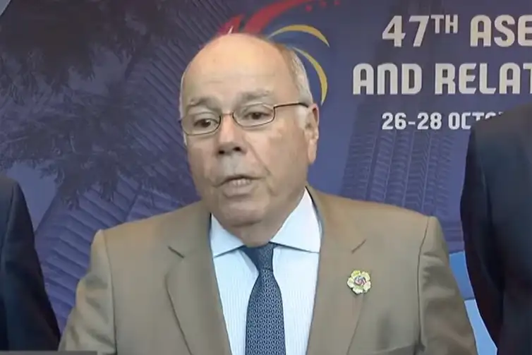 Kuala Lampur, 26/10/2025 - Ministro das Relações Exteriores, Mauro Vieira, fala após reunião do presidente da República, Luís Inácio Lula da Silva, e o Presidente dos Estados Unidos, Donald Trump, durante o 47ª Cúpula da Associação de Nações do Sudeste Asiático - ASEAN. Frame: CanalGov/Reprodução