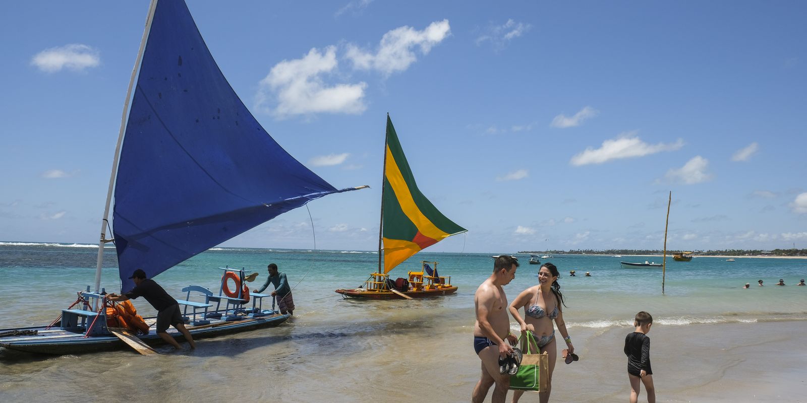 Pesquisa aponta satisfação de 94% dos turistas estrangeiros no Brasil