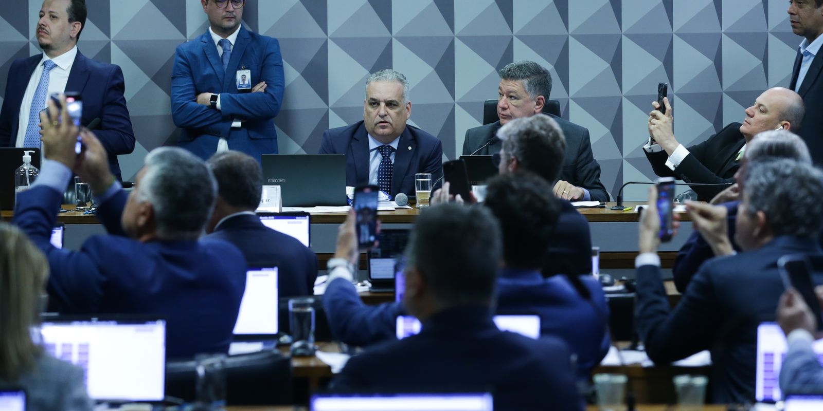 CPMI do INSS ouve ex-procurador do INSS que recebeu quase R$12 milhões