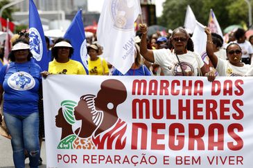 Brasília (DF), 25/11/2025 - Marcha das Mulheres Negras, realizada na Esplanada dos Ministérios. Foto: Bruno Peres/Agência Brasil