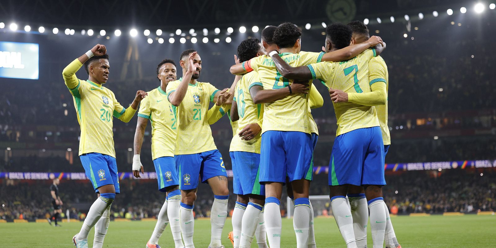 Rádio Nacional transmite o jogo Brasil e Croácia hoje, direto dos EUA