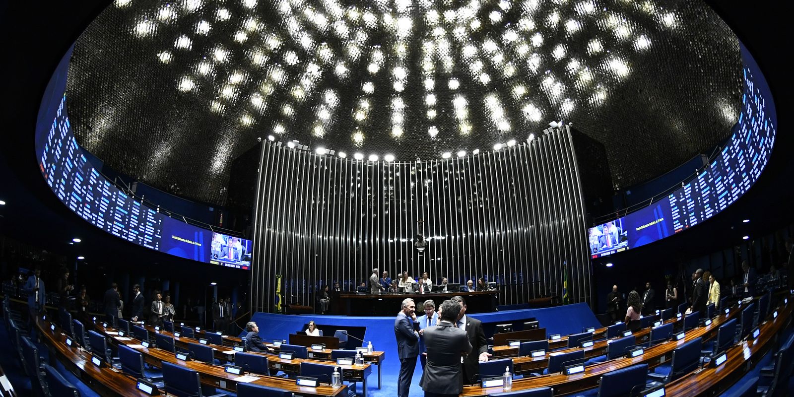 Senado aprova PL que acaba com relativização do estupro de vulnerável
