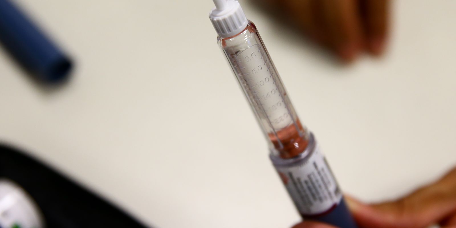 Anvisa alerta para risco no uso de caneta emagrecedora sem prescrição