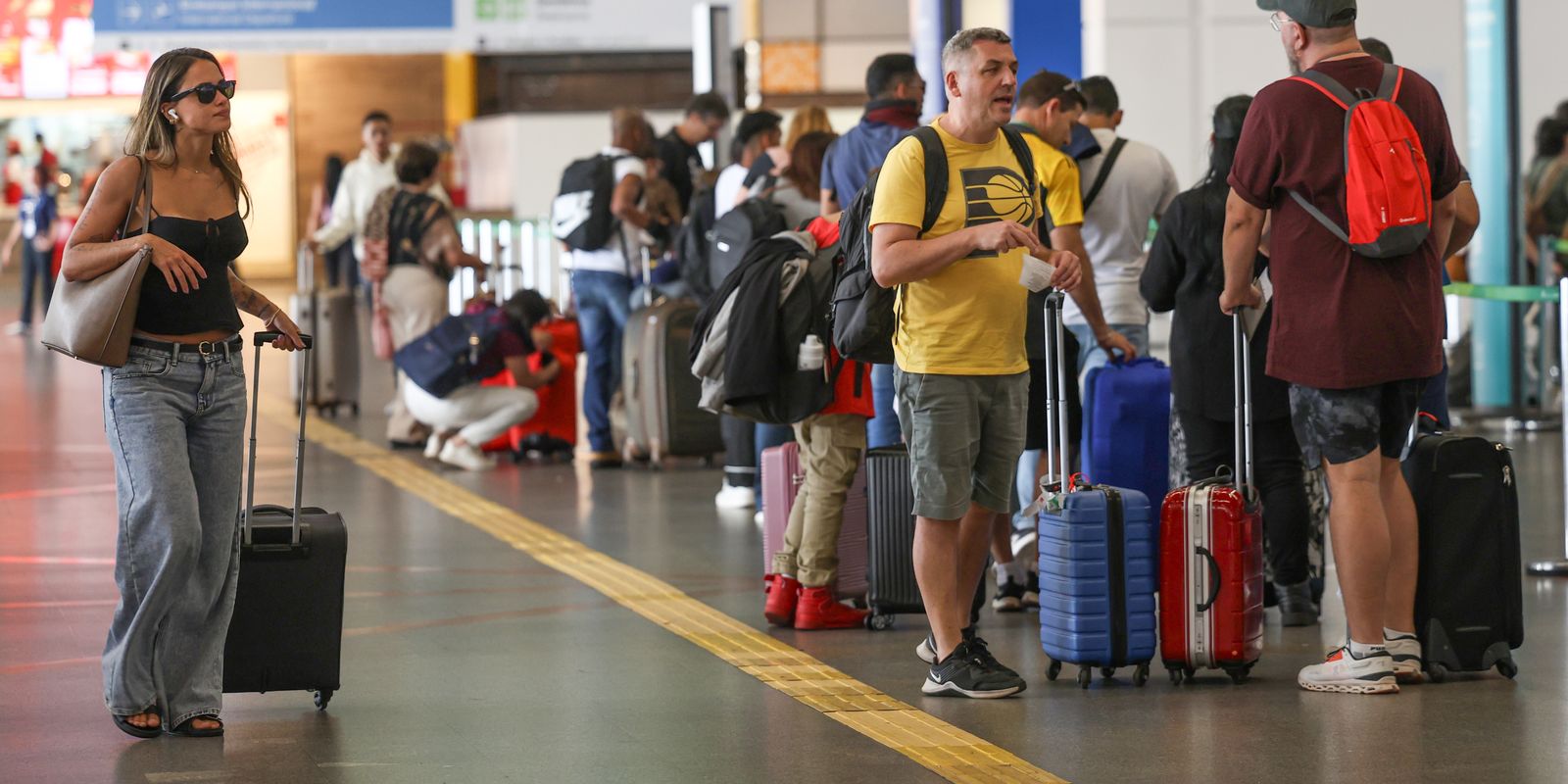 Feriado de Carnaval deve movimentar rodoviária e aeroporto de Brasília