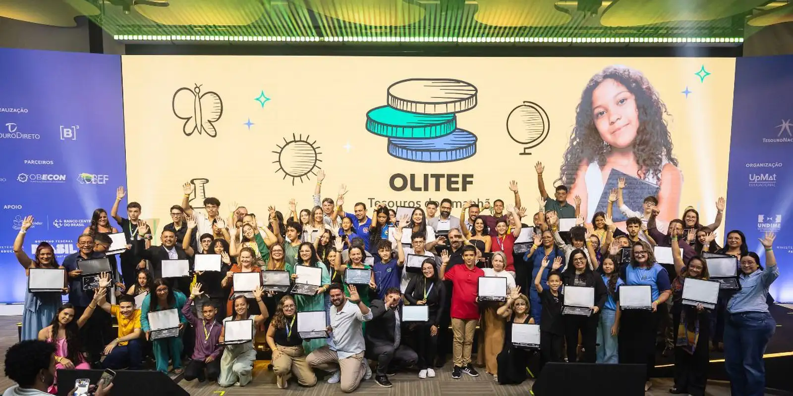 Escola públicas são premiadas pela Olimpíada de Educação Financeira