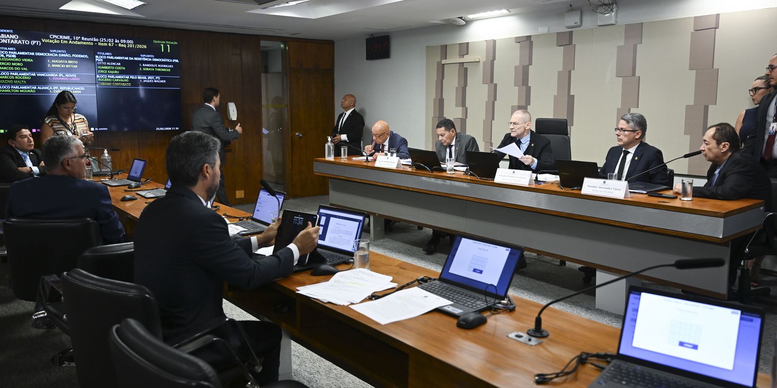 CPI do Crime Organizado cancela sessão após ausência de Campos Neto