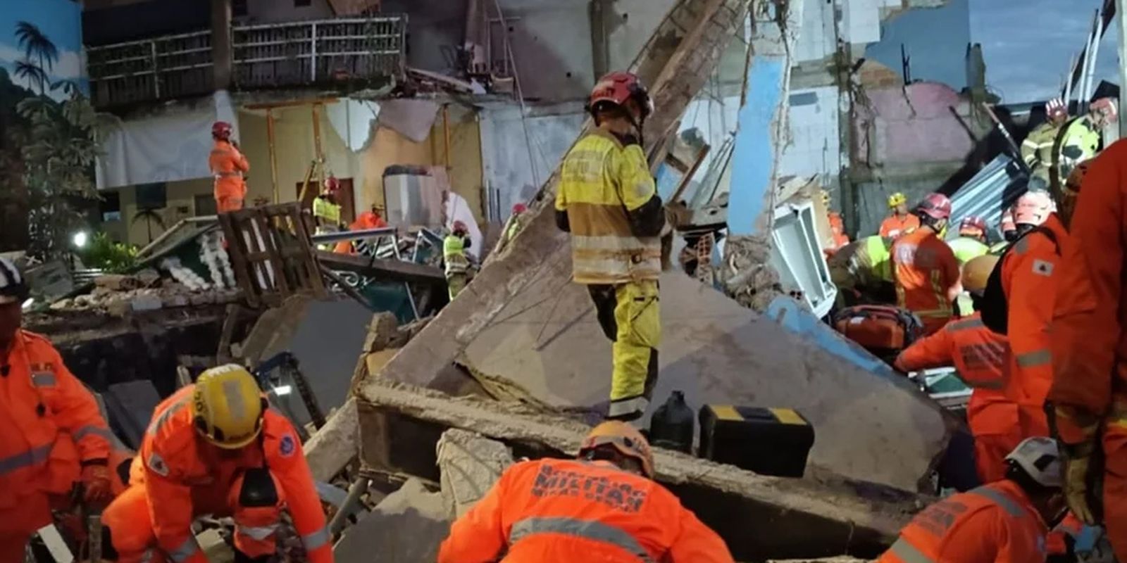 Bombeiros acham última vítima do desabamento de lar de idosos em BH