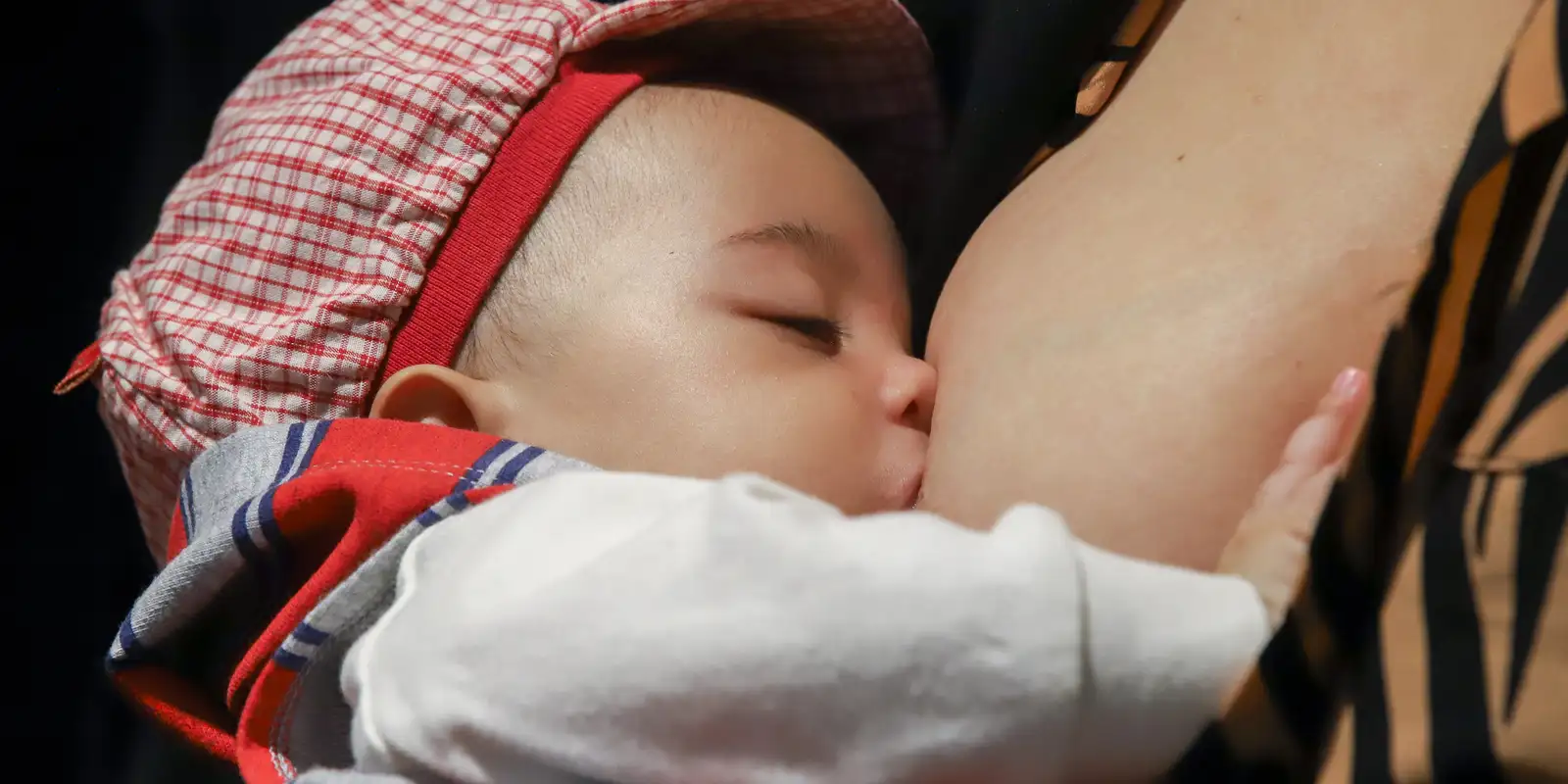 Lei garante amamentação e aleitamento materno nas creches de São Paulo