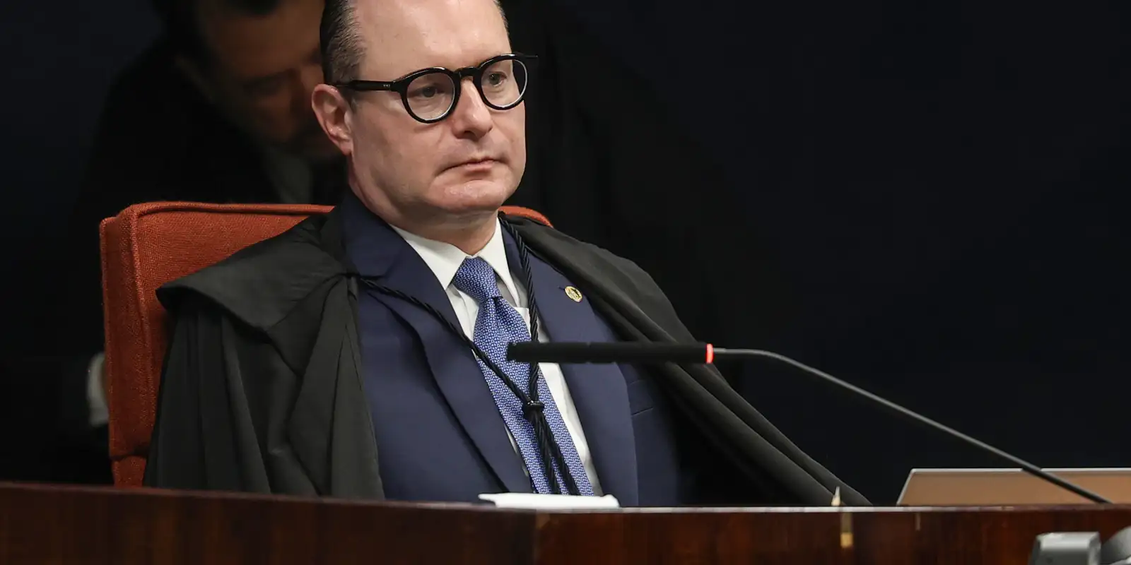 Julgamento no STF sobre eleição no Rio está empatado em 1 a 1