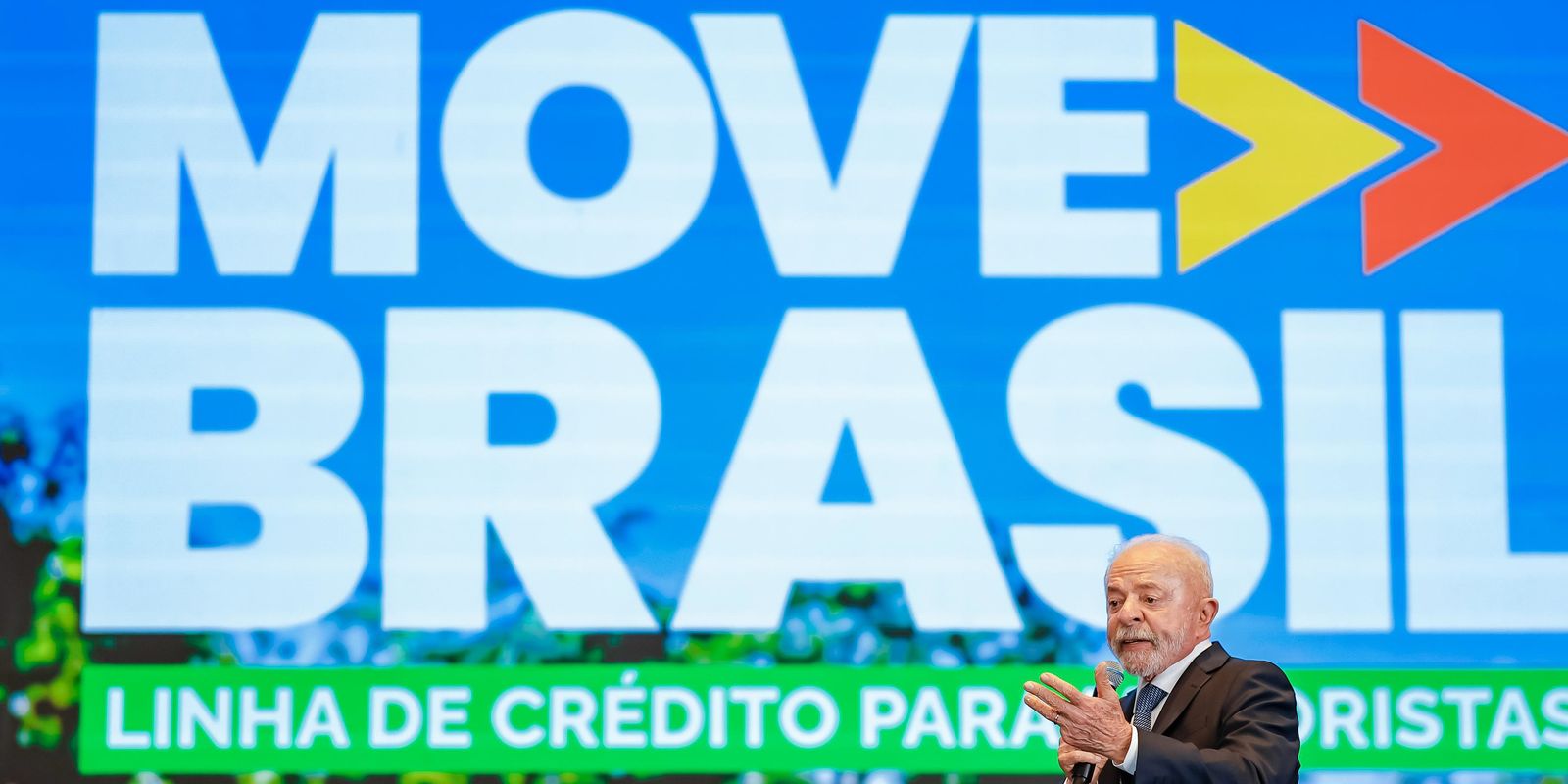 Programa financiará veículos para motoristas de aplicativo e taxistas