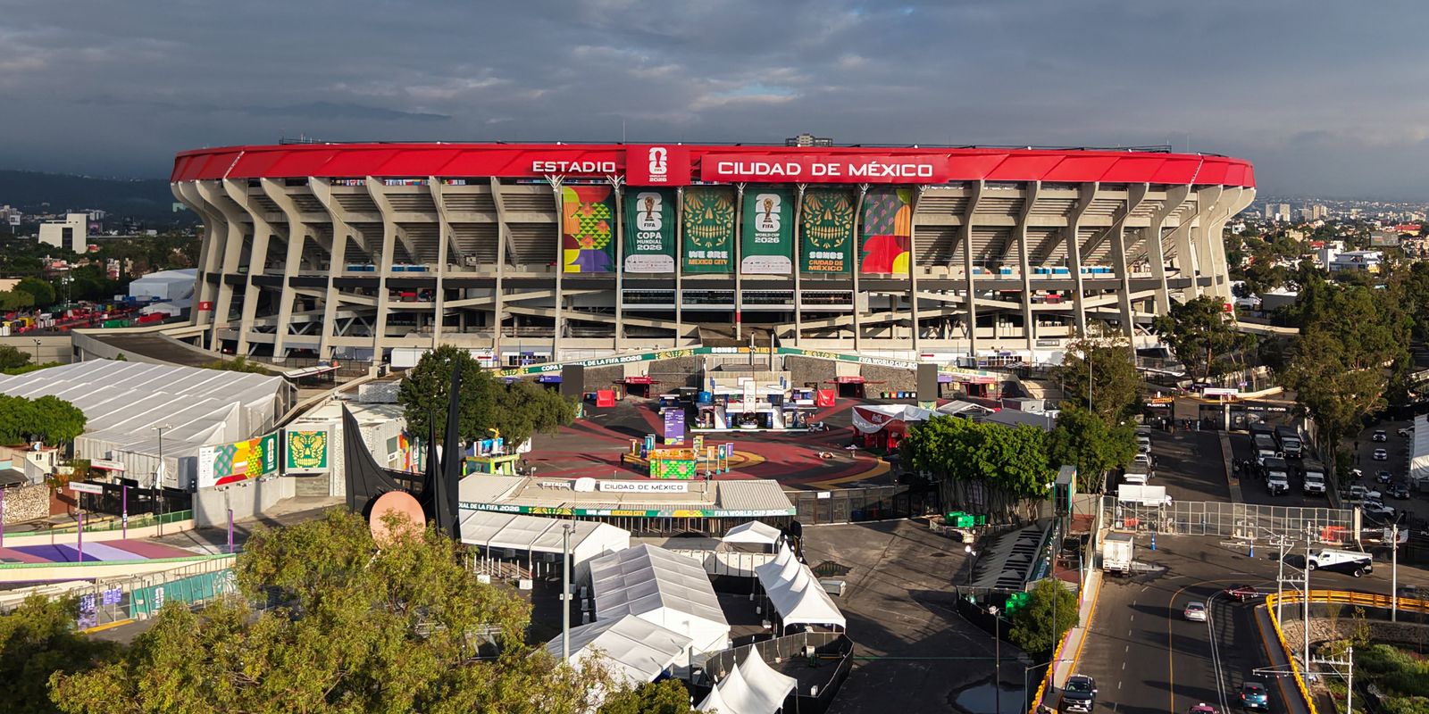 Copa do Mundo começa hoje com show musical e arbitragem brasileira