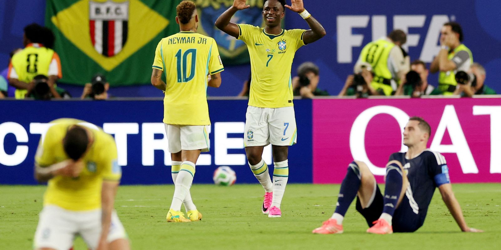 Craques da Copa encantam o mundo na chamada “Copa dos Craques”