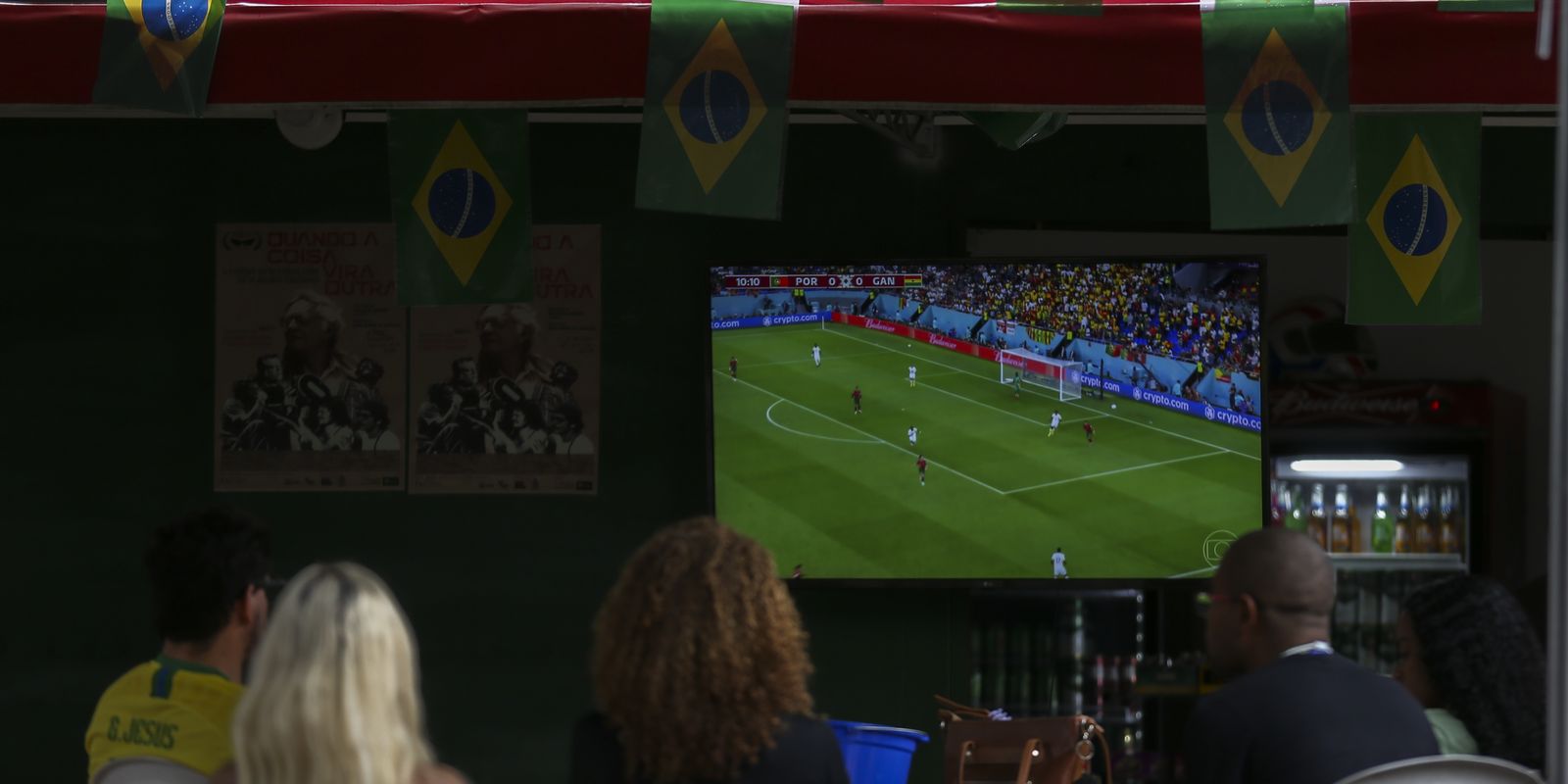 Copa 2026: governo define horário de servidores em jogos do Brasil