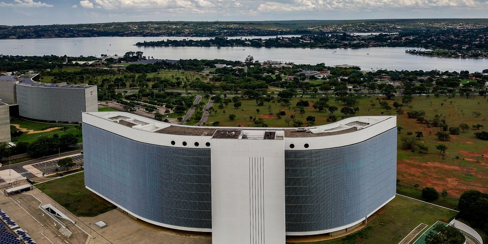 TSE suspende prazo para diplomação do novo governador de Roraima