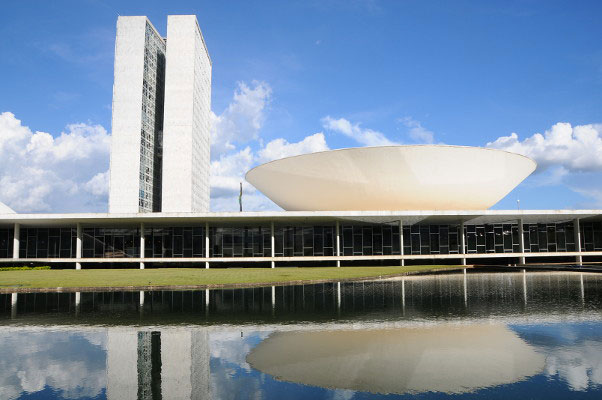 Retrospectiva: deputados aprovaram minirreforma eleitoral no primeiro semestre deste ano