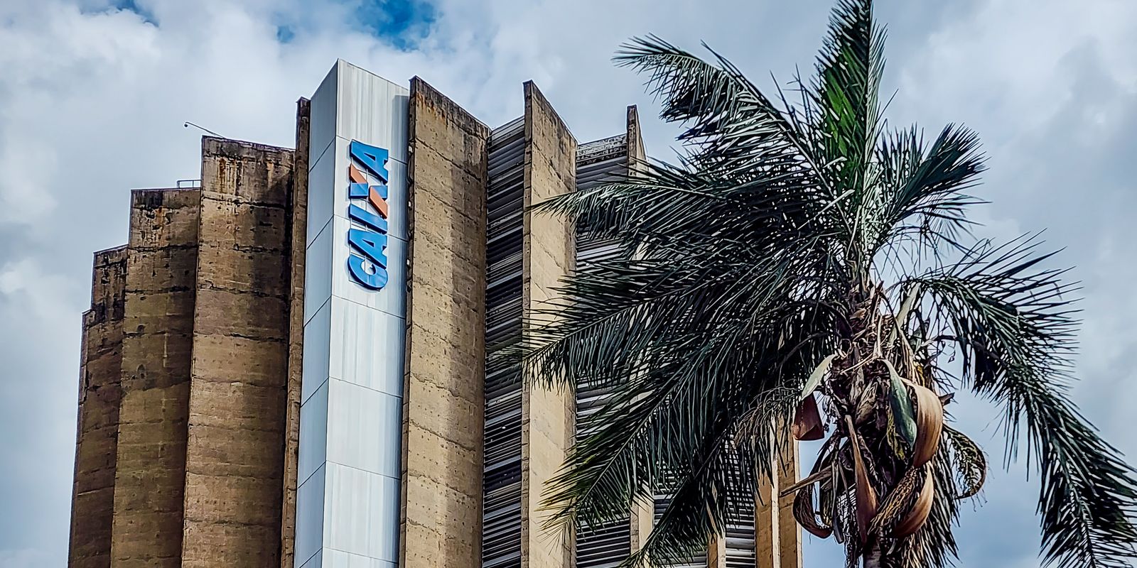 CEF tem lucro de R$ 3,9 bilhões impulsionado por crédito habitacional