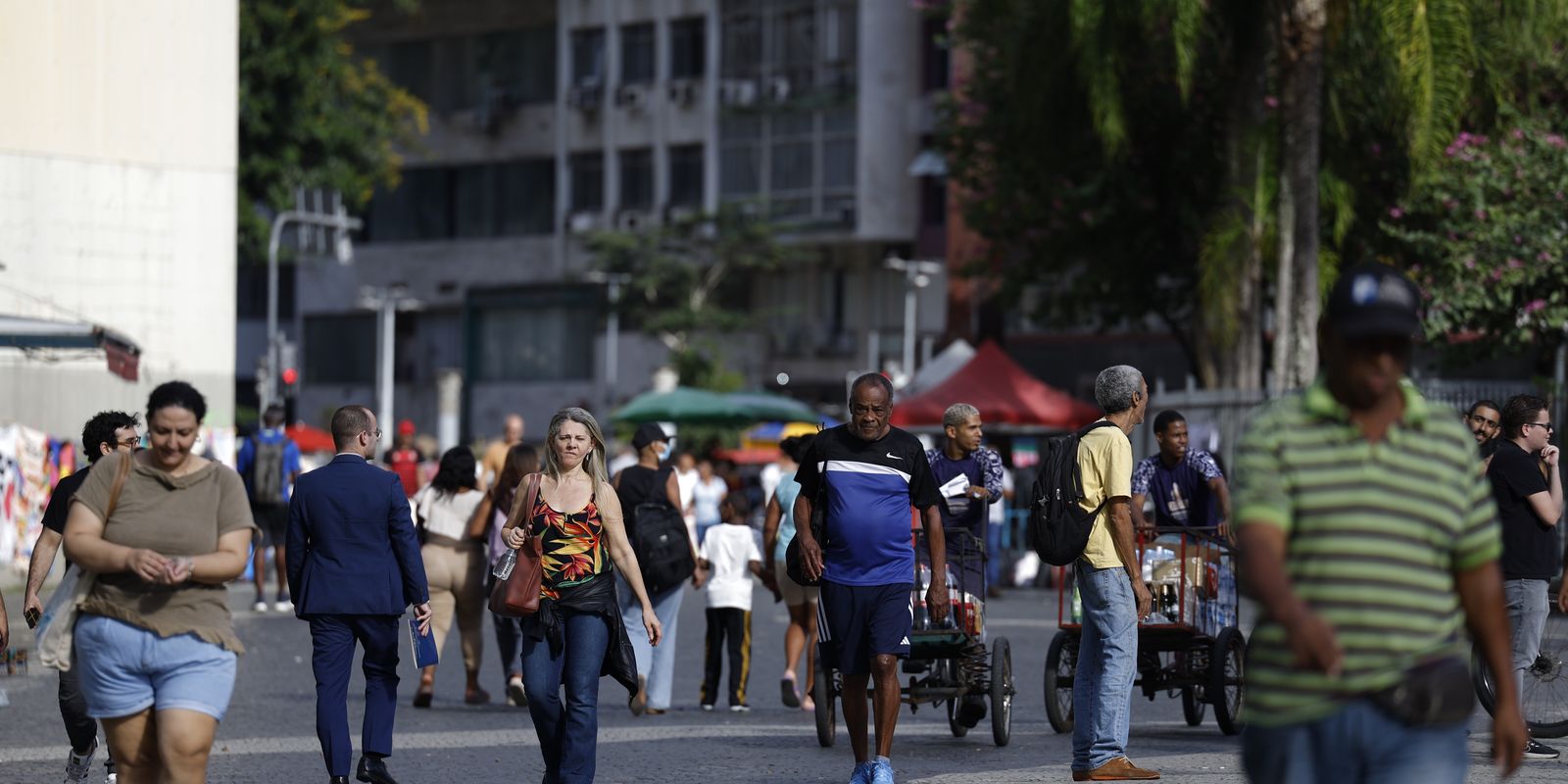 Relator do Senado mantém proposta da Câmara que acaba com a escala 6×1