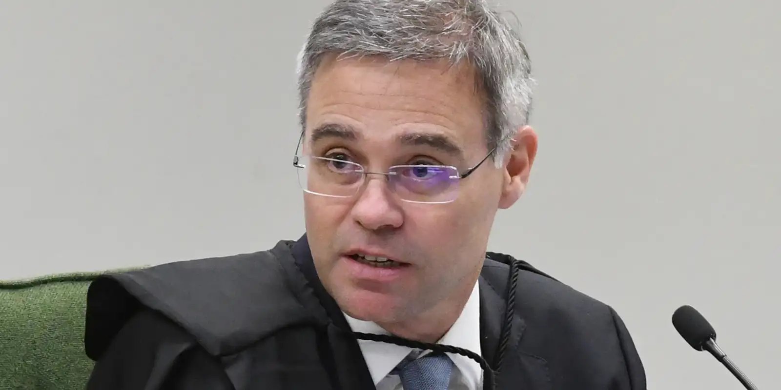 Mendonça confirma que Vorcaro foi ouvido sem a presença da PF
