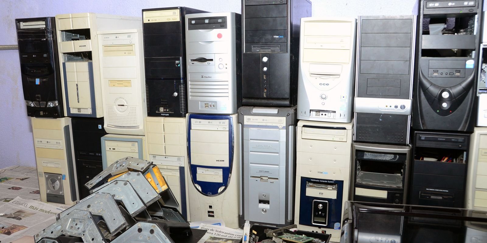 Brasil gera 2,4 milhões de toneladas de lixo eletrônico por ano