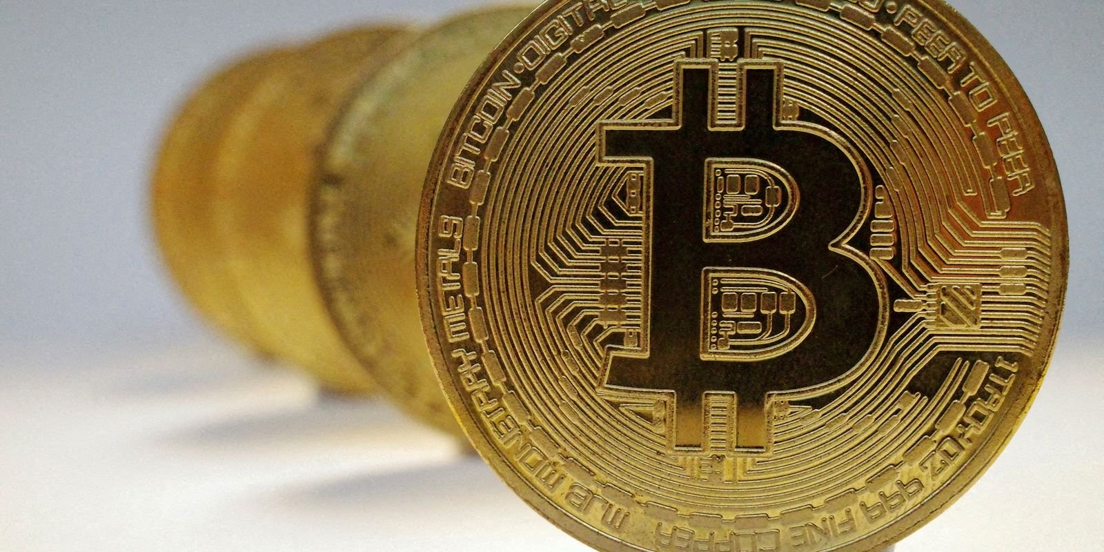 Hackers desviam US$ 6,3 bilhões de corretora de criptomoedas