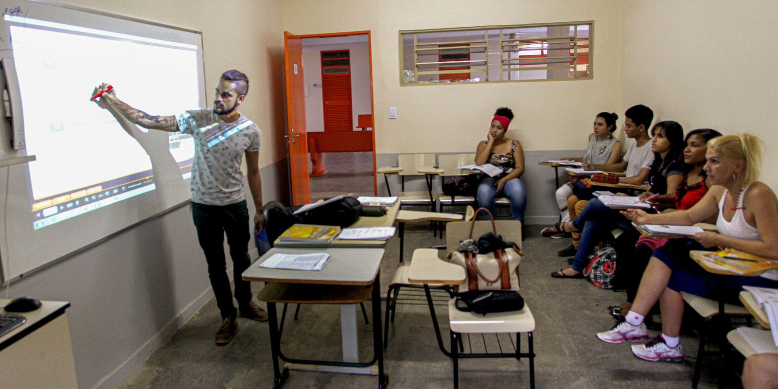 Reaplicação do Encceja começa hoje; confira