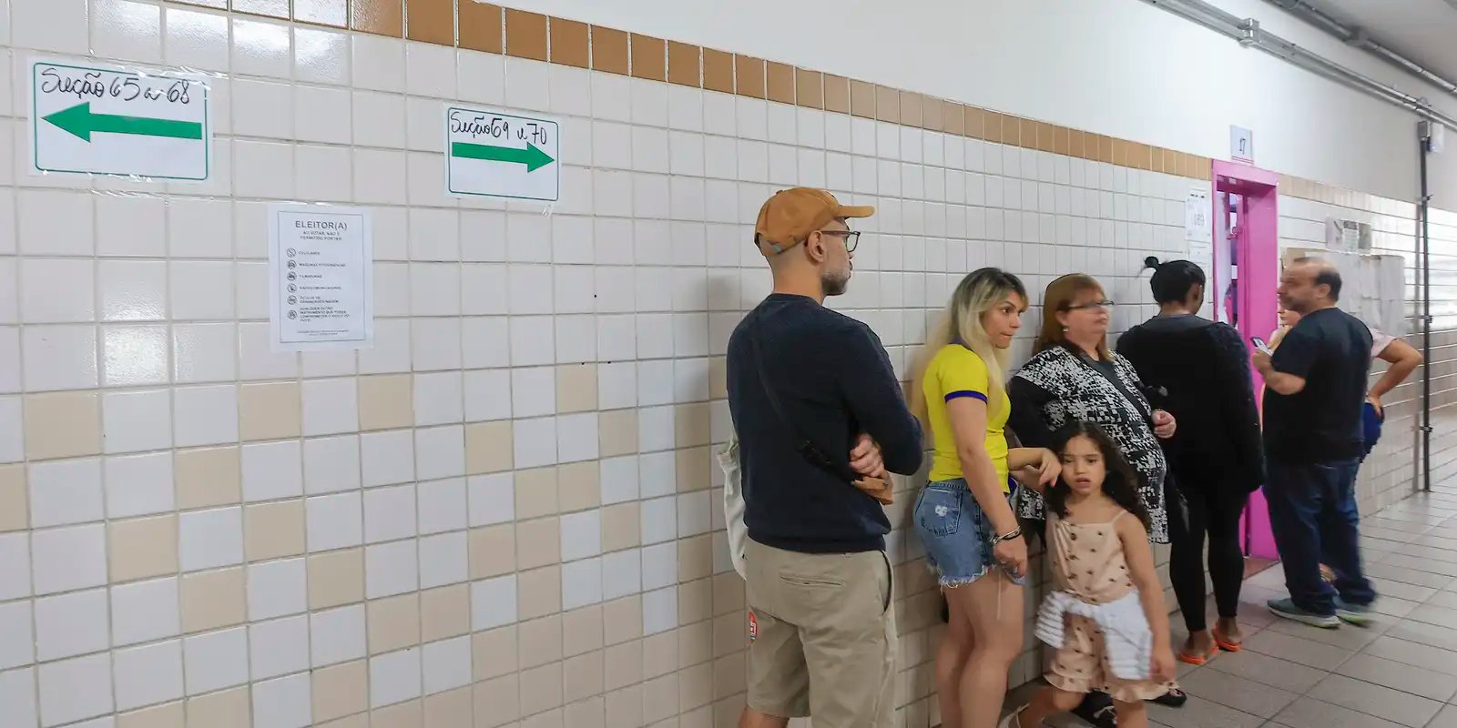 Mesmo com prorrogação, eleitores relatam que não conseguiram votar
