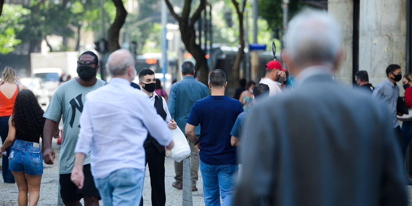 Síndrome Respiratória Aguda está em nível de alerta em cinco estados